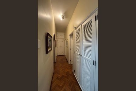 Apartamento à venda com 132m², 3 quartos e 1 vagaBanheiro social 2 - corredor de acesso