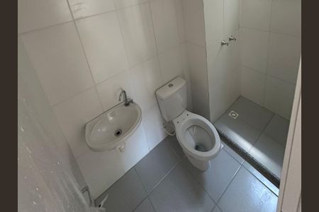 Apartamento à venda com 60m², 2 quartos e 1 vaga Apartamento à venda com 60m², 2 quartos e 1 vagaBanheiro