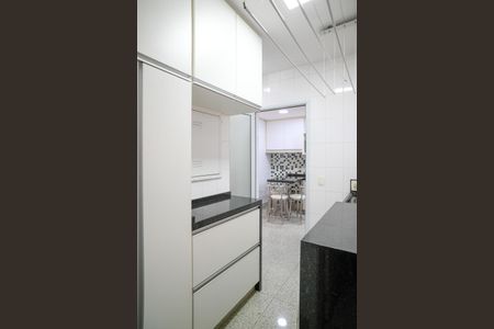 Apartamento à venda com 120m², 3 quartos e 2 vagasÁrea de Serviço