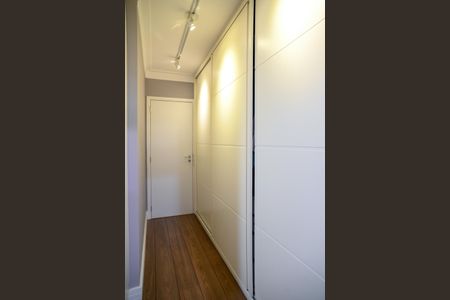 Apartamento à venda com 120m², 3 quartos e 2 vagasCloset  Suite