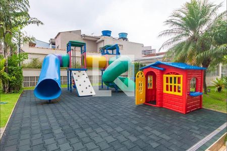 Apartamento à venda com 120m², 3 quartos e 2 vagasPlayground