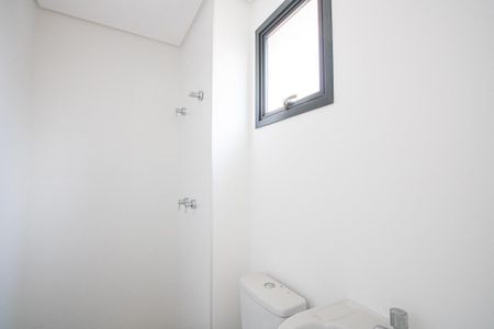 Apartamento à venda com 178m², 3 quartos e 3 vagasBanheiro de serviço