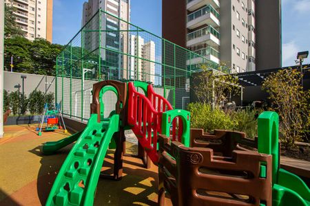 Apartamento à venda com 178m², 3 quartos e 3 vagasÁrea comum - Playground