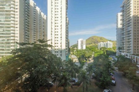 Apartamento à venda com 80m², 2 quartos e 1 vaga Apartamento à venda com 80m², 2 quartos e 1 vagaVaranda Vista