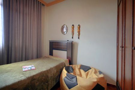 Apartamento à venda com 80m², 2 quartos e 1 vagaQuarto 2