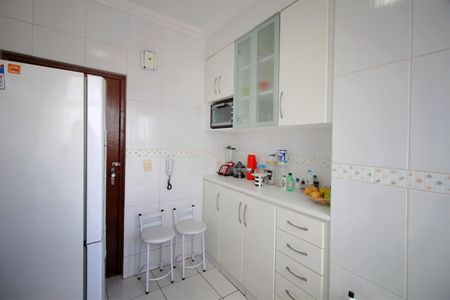 Apartamento à venda com 80m², 2 quartos e 1 vagaCozinha