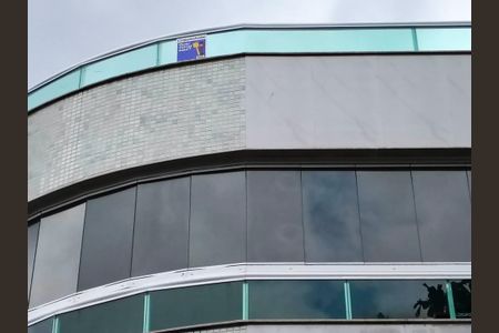 Apartamento à venda com 170m², 3 quartos e 3 vagas Apartamento à venda com 170m², 3 quartos e 3 vagasPlaquinha instalada