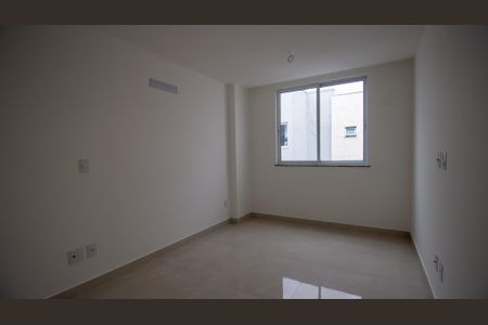 Apartamento à venda com 170m², 3 quartos e 3 vagas Apartamento à venda com 170m², 3 quartos e 3 vagasSuíte 1