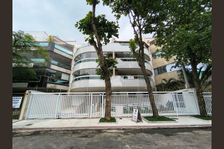 Apartamento à venda com 170m², 3 quartos e 3 vagas Apartamento à venda com 170m², 3 quartos e 3 vagasFachada do Prédio