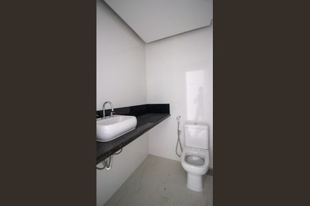 Apartamento à venda com 170m², 3 quartos e 3 vagas Apartamento à venda com 170m², 3 quartos e 3 vagasBanheiro da Suíte 2
