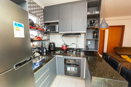 Apartamento à venda com 90m², 2 quartos e 1 vaga Apartamento à venda com 90m², 2 quartos e 1 vagaCozinha
