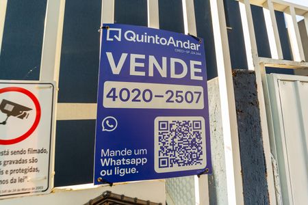 Apartamento à venda com 90m², 2 quartos e 1 vaga Apartamento à venda com 90m², 2 quartos e 1 vagaPlaca