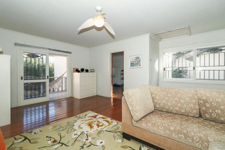 Casa à venda com 372m², 4 quartos e 4 vagasSala 2