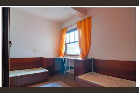 Casa à venda com 210m², 3 quartos e 2 vagas