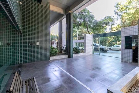 Apartamento à venda com 91m², 3 quartos e 2 vagas Apartamento à venda com 91m², 3 quartos e 2 vagasHall social