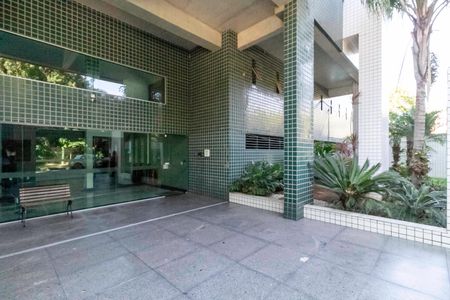 Apartamento à venda com 91m², 3 quartos e 2 vagas Apartamento à venda com 91m², 3 quartos e 2 vagasHall social