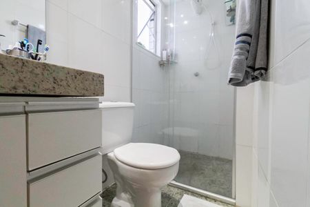 Apartamento à venda com 91m², 3 quartos e 2 vagas Apartamento à venda com 91m², 3 quartos e 2 vagasBanheiro da suíte