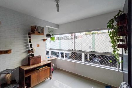 Apartamento à venda com 91m², 3 quartos e 2 vagas Apartamento à venda com 91m², 3 quartos e 2 vagasVaranda da sala