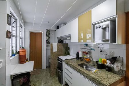 Apartamento à venda com 91m², 3 quartos e 2 vagas Apartamento à venda com 91m², 3 quartos e 2 vagasCozinha e Área de Serviço