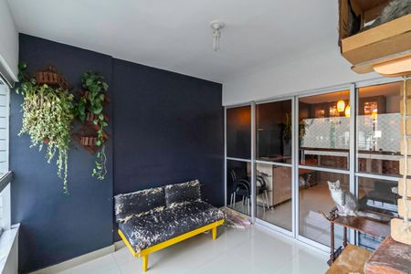 Apartamento à venda com 91m², 3 quartos e 2 vagas Apartamento à venda com 91m², 3 quartos e 2 vagasVaranda da sala