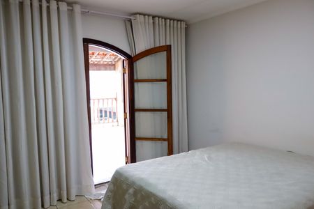 Casa à venda com 139m², 5 quartos e 2 vagasQuarto 1