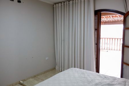 Casa à venda com 139m², 5 quartos e 2 vagasQuarto 1