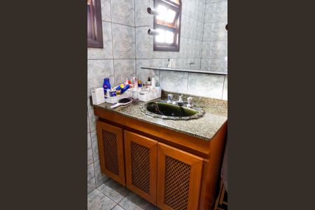 Casa à venda com 139m², 5 quartos e 2 vagasBanheiro da Suíte