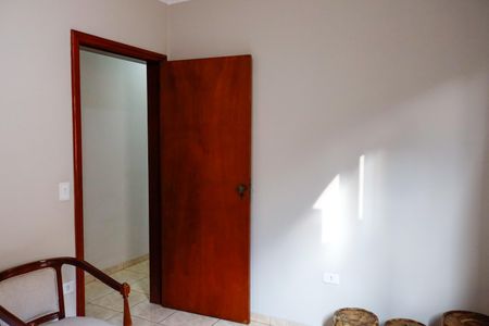Casa à venda com 139m², 5 quartos e 2 vagasQuarto 2