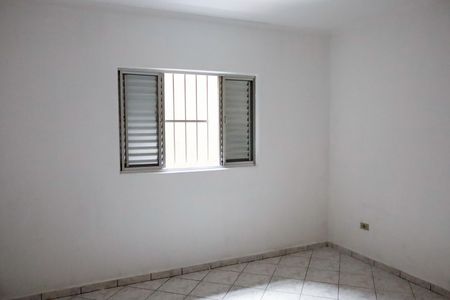 Casa à venda com 139m², 5 quartos e 2 vagasQuarto 3 