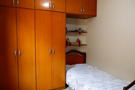 Casa à venda com 139m², 5 quartos e 2 vagasQuarto 2