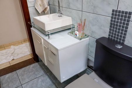 Casa à venda com 139m², 5 quartos e 2 vagasBanheiro