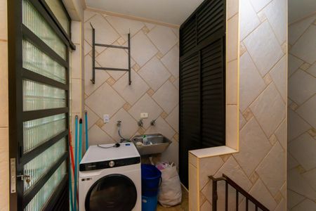 Casa à venda com 201m², 3 quartos e 4 vagas Casa à venda com 201m², 3 quartos e 4 vagasÁrea de Serviço