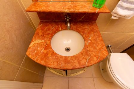 Casa à venda com 201m², 3 quartos e 4 vagas Casa à venda com 201m², 3 quartos e 4 vagasBanheiro