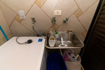 Casa à venda com 201m², 3 quartos e 4 vagas Casa à venda com 201m², 3 quartos e 4 vagasÁrea de Serviço