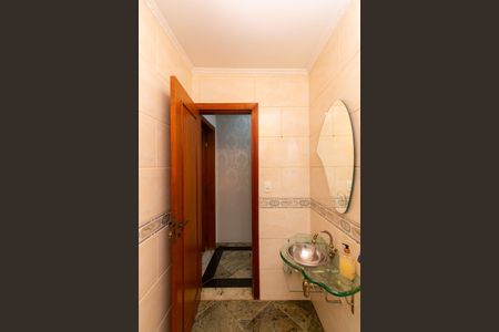 Casa à venda com 201m², 3 quartos e 4 vagas Casa à venda com 201m², 3 quartos e 4 vagasLavabo