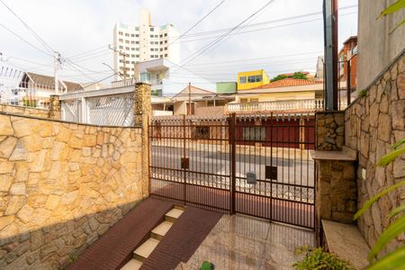 Casa à venda com 201m², 3 quartos e 4 vagas Casa à venda com 201m², 3 quartos e 4 vagasEntrada