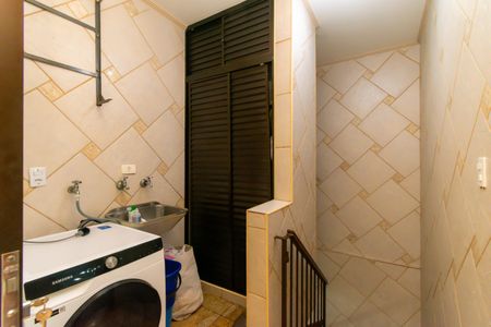 Casa à venda com 201m², 3 quartos e 4 vagas Casa à venda com 201m², 3 quartos e 4 vagasÁrea de Serviço