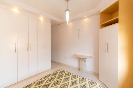 Casa à venda com 201m², 3 quartos e 4 vagas Casa à venda com 201m², 3 quartos e 4 vagasSuíte