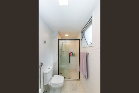Apartamento à venda com 141m², 3 quartos e 2 vagas Apartamento à venda com 141m², 3 quartos e 2 vagasBanheiro da Suíte 2