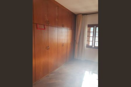 Casa à venda com 220m², 4 quartos e 3 vagas Casa à venda com 220m², 4 quartos e 3 vagasFoto 13