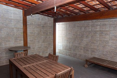 Casa à venda com 186m², 2 quartos e sem vaga Casa à venda com 186m², 2 quartos e sem vagaVaranda gourmet