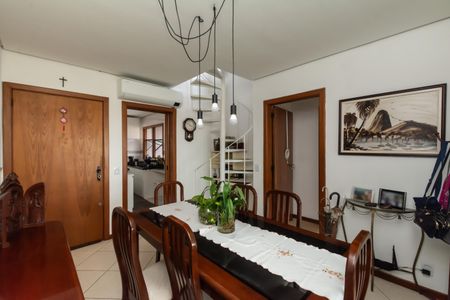 Apartamento à venda com 147m², 2 quartos e 2 vagas