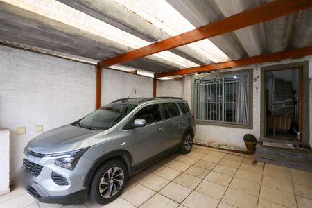 Casa à venda com 139m², 3 quartos e 2 vagas Casa à venda com 139m², 3 quartos e 2 vagasGaragem