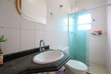 Casa à venda com 139m², 3 quartos e 2 vagas Casa à venda com 139m², 3 quartos e 2 vagasBanheiro Suíte