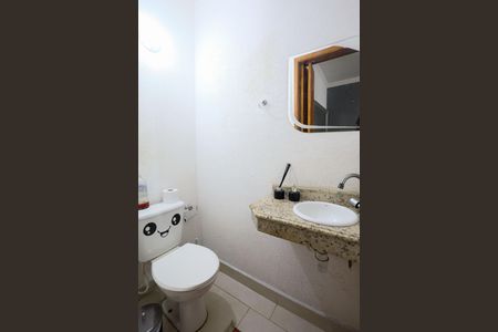 Casa à venda com 139m², 3 quartos e 2 vagas Casa à venda com 139m², 3 quartos e 2 vagasLavabo