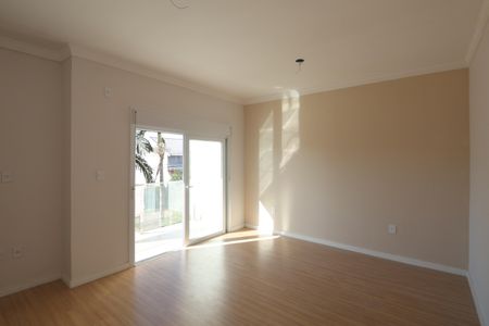 Casa à venda com 138m², 3 quartos e 2 vagasSuite