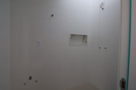 Casa à venda com 138m², 3 quartos e 2 vagasBanheiro