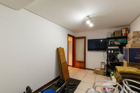Casa de condomínio à venda com 447m², 4 quartos e 5 vagas Casa de condomínio à venda com 447m², 4 quartos e 5 vagasSuíte 4