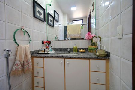 Apartamento à venda com 150m², 4 quartos e 2 vagasBanheiro do Quarto 1