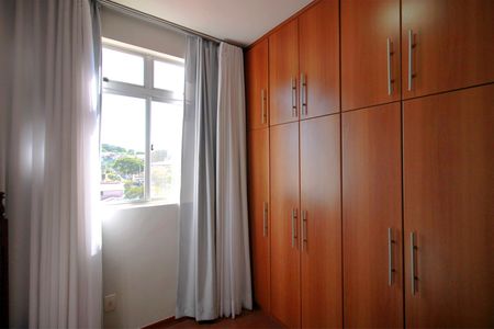 Apartamento à venda com 150m², 4 quartos e 2 vagasQuarto 3